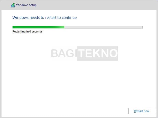 Laptop restart beberapa kali selama installing Windows 10